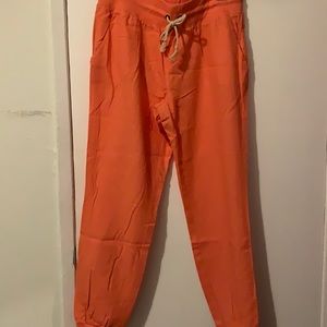 Hollyland women’s joggers